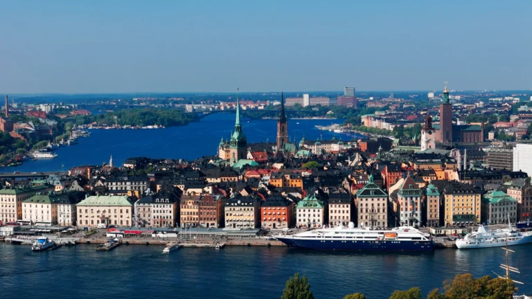 Udsigt over Stockholm i Sverige – flyt til Sverige